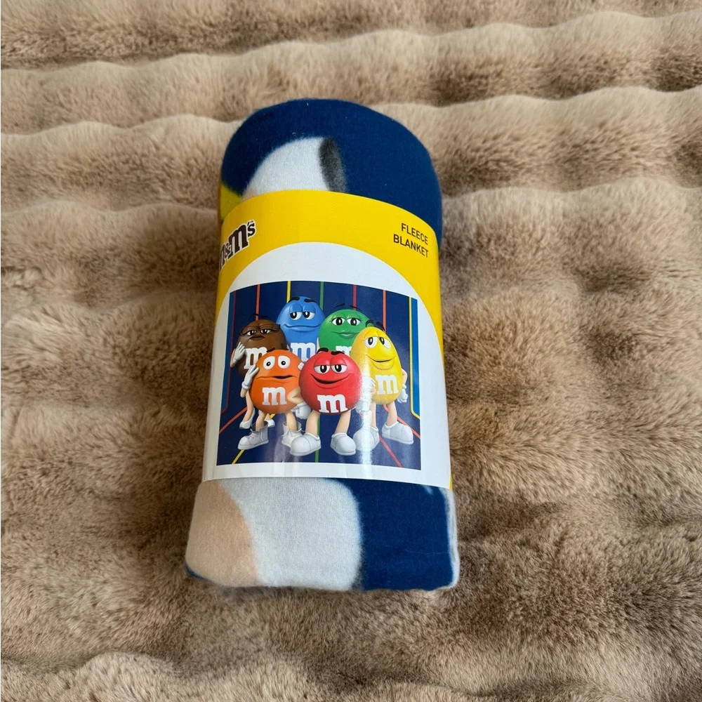 NWT M&M's Character Fleece Blanket